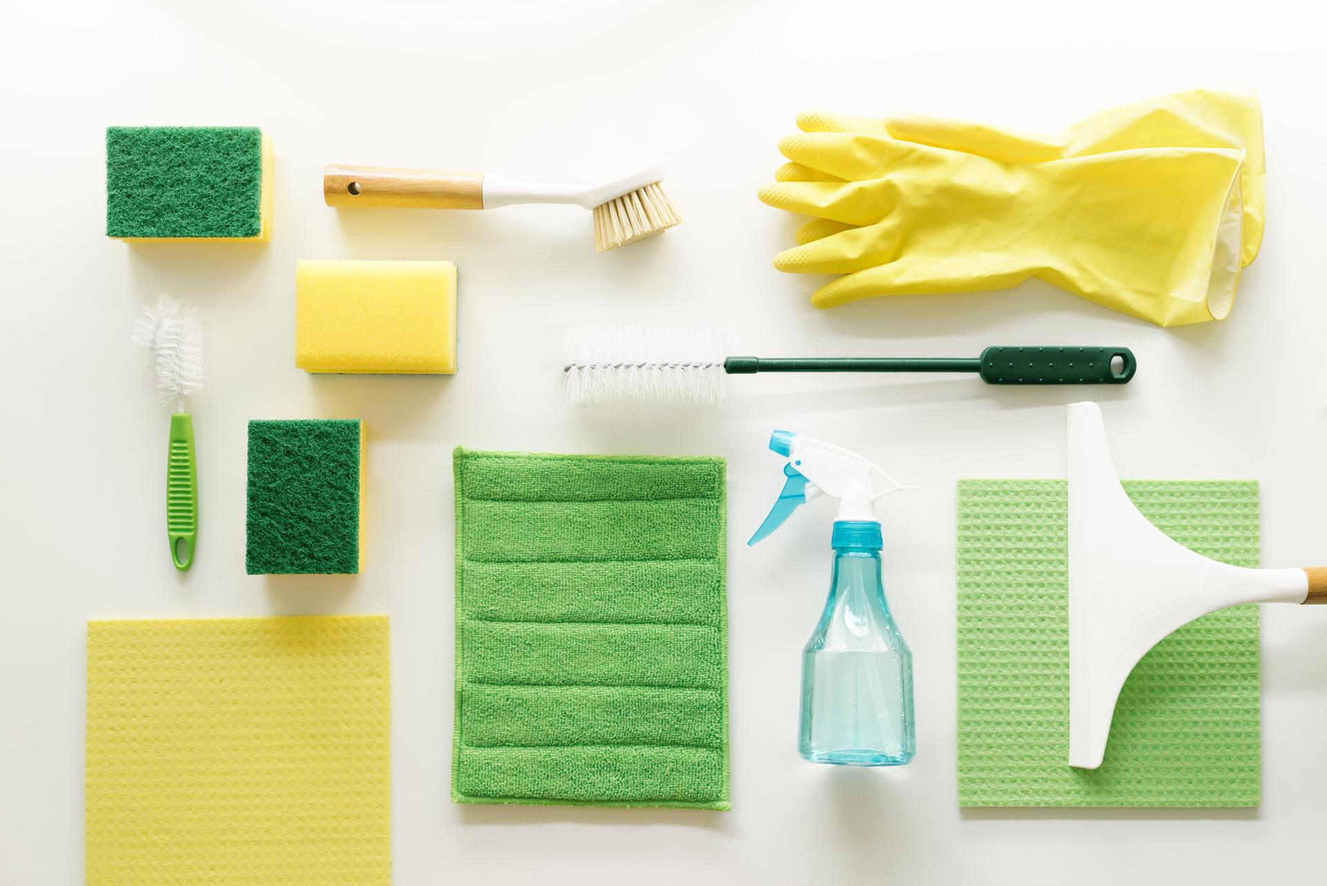 Cleaning supplies - knolling concept